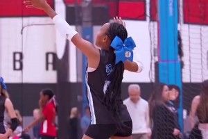 展示天赋 💪 感觉朱莉才是真正遗传了老詹强大的基因👍